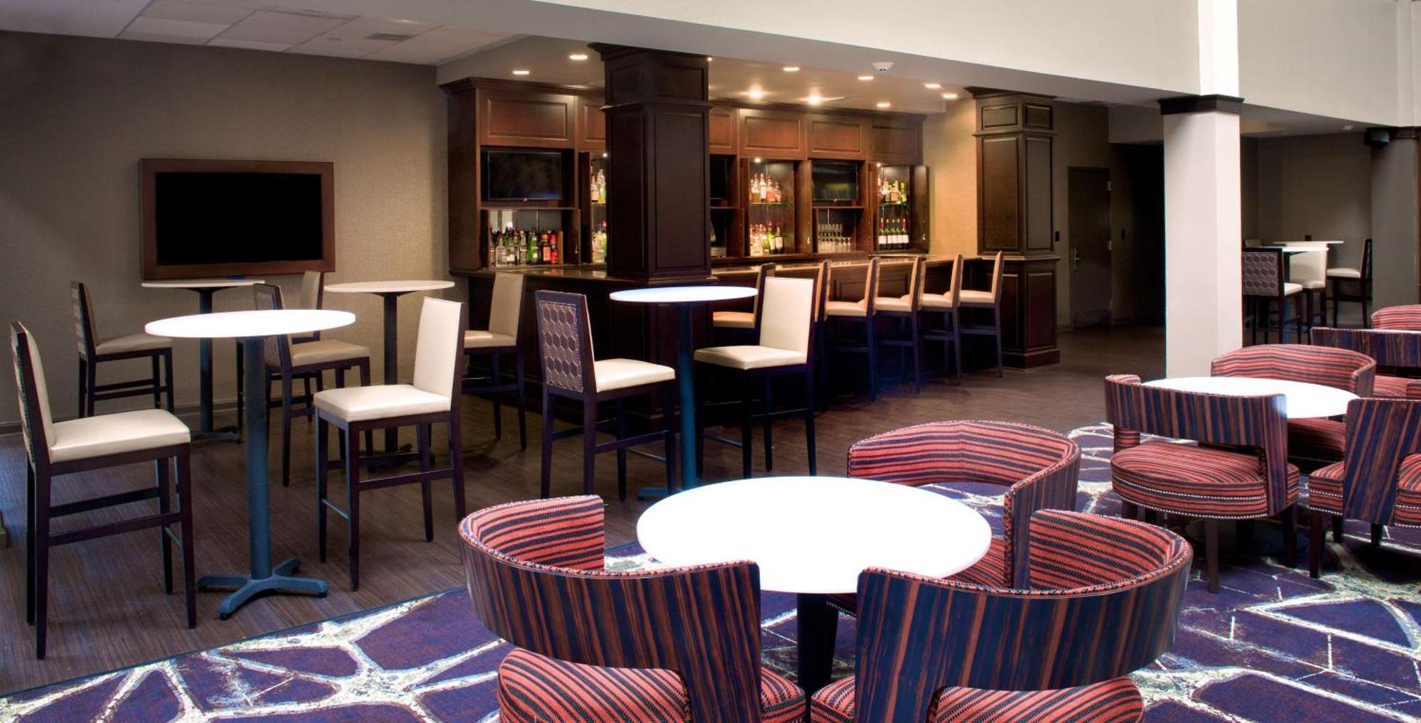 Embassy Suites By Hilton Philadelphia Airport Ngoại thất bức ảnh