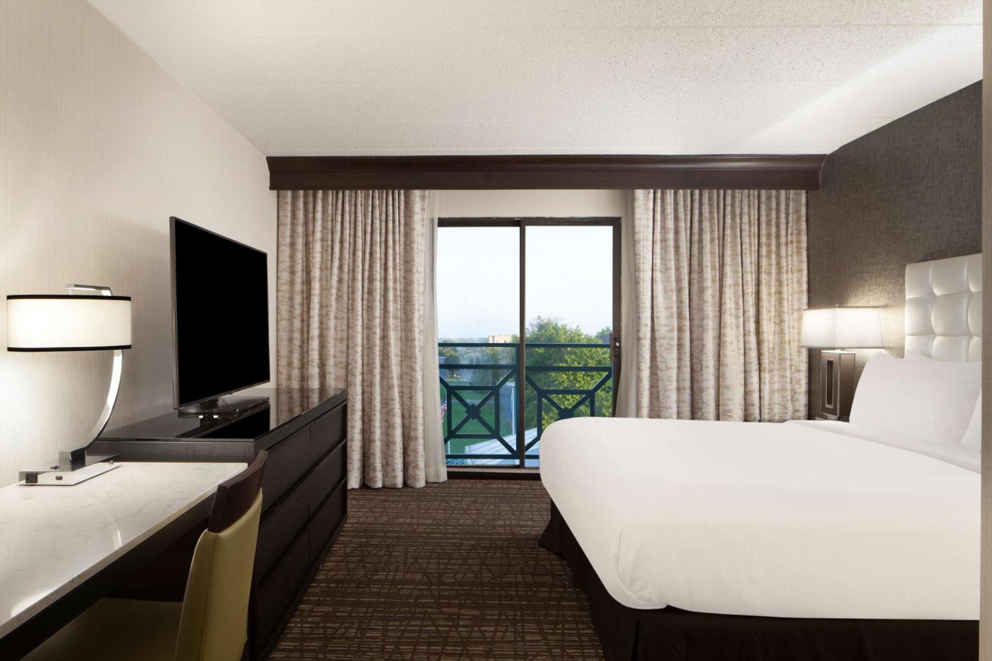 Embassy Suites By Hilton Philadelphia Airport Ngoại thất bức ảnh
